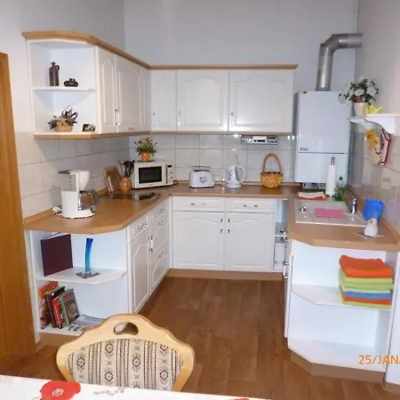 Vierseitenhof Linke * آنابرغ-بوخهولتس